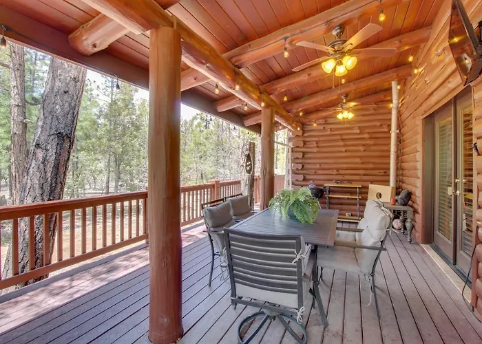 Holiday home Fire Pit + Hot Tub: Lakeside On 2 Acres!