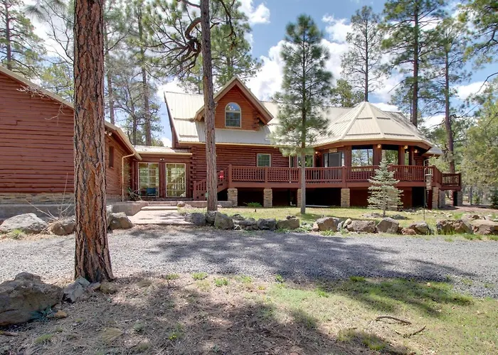 Holiday home Fire Pit + Hot Tub: Lakeside On 2 Acres! *